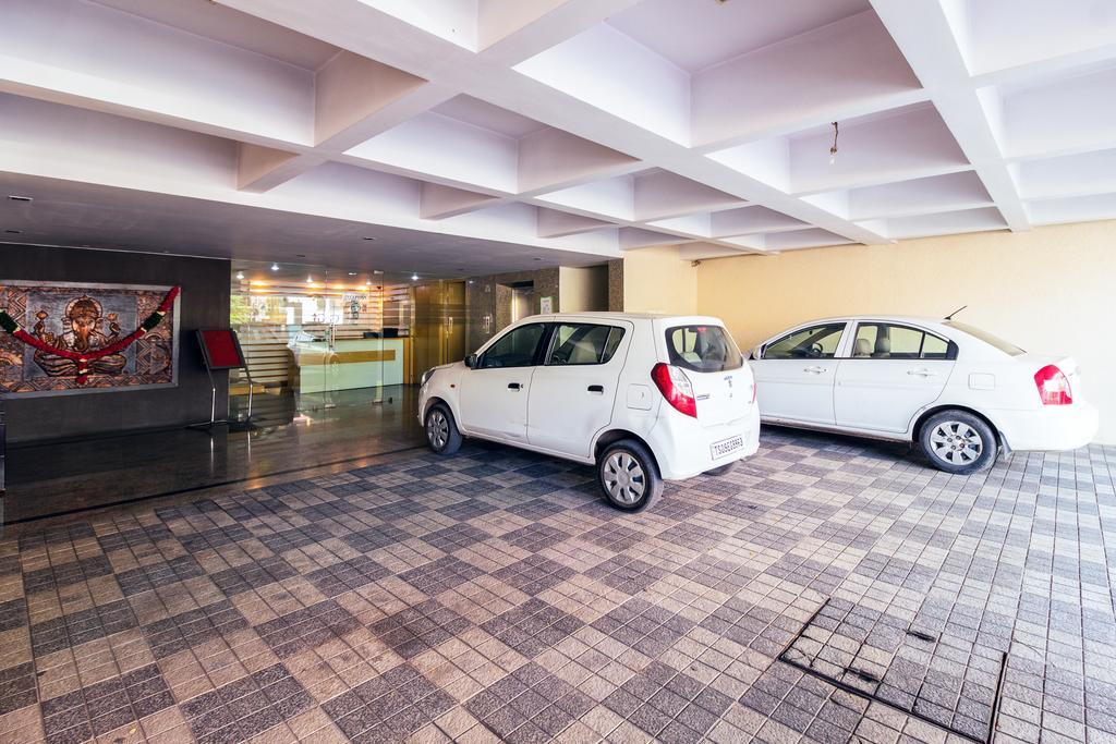 Oriva Vinflora Residency - Nr Lv Prasad Hospital, Banjara Hills Otel Haydarabad Dış mekan fotoğraf
